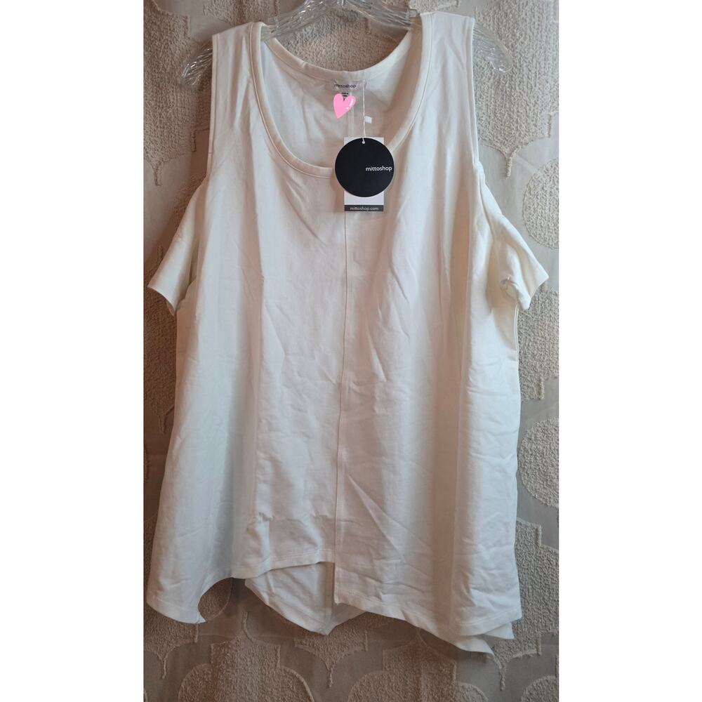 # 230 Brand New With Tags Women's White Cut Out Sleeve Tank Size M